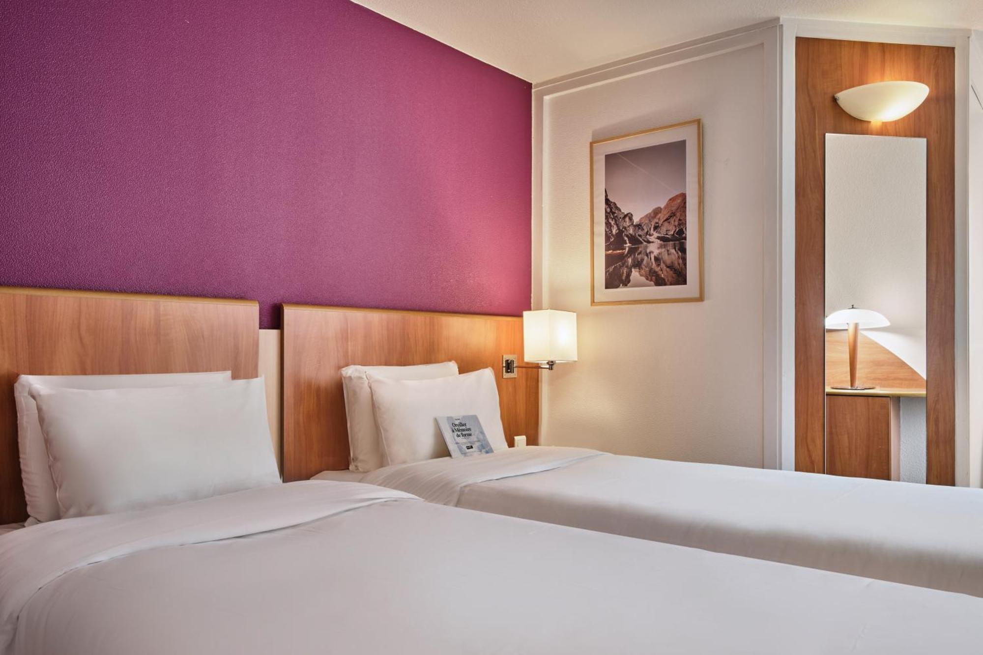 Kyriad Paris Sud Courtaboeuf Hotel