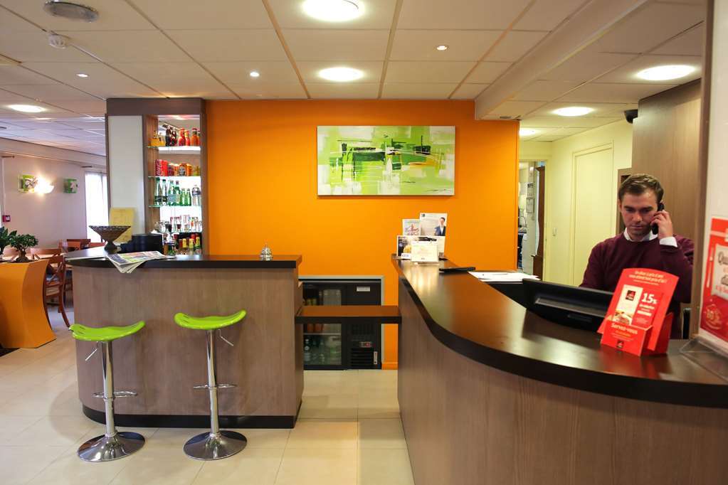 Kyriad Paris Sud Courtaboeuf Hotel