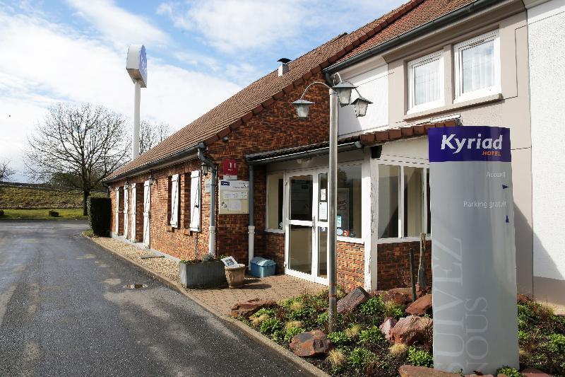 Hotel Kyriad Paris Sud Courtaboeuf 3*