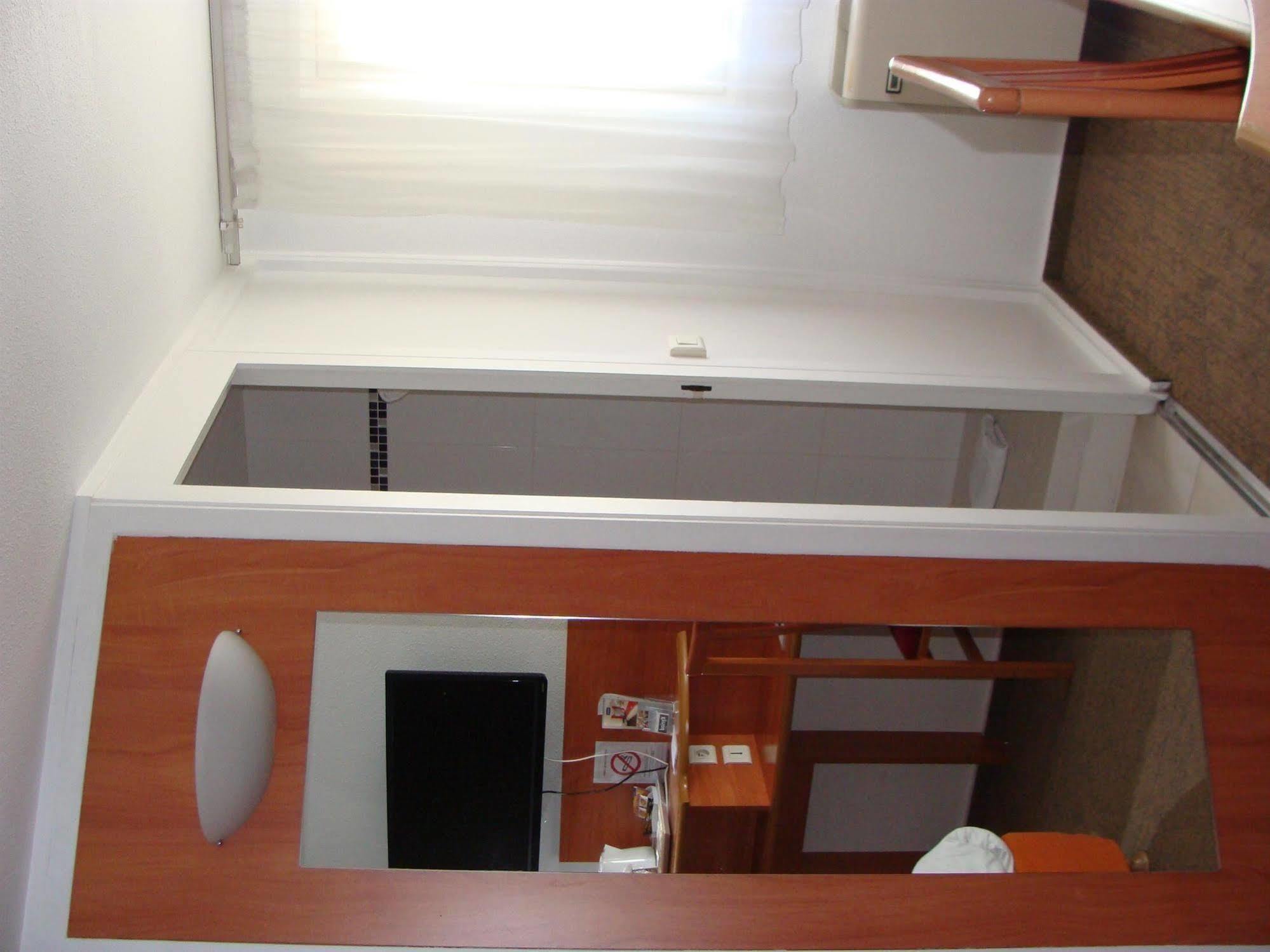 Hotel Kyriad Paris Sud Courtaboeuf Les Ulis
