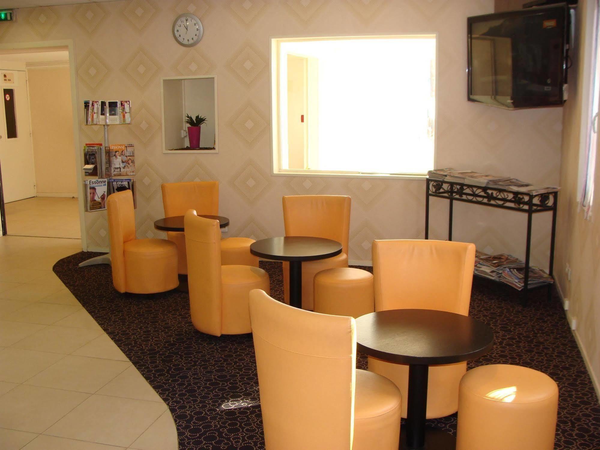Hotel Kyriad Paris Sud Courtaboeuf Les Ulis